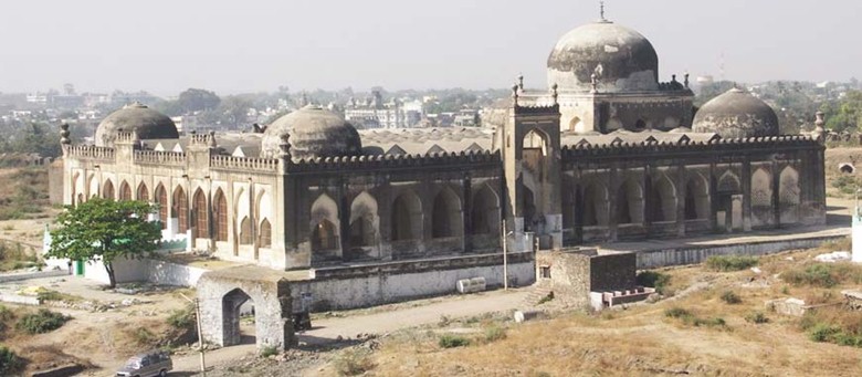 places to visit from hyderabad by car