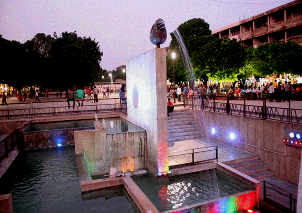 number of tourist place in chandigarh