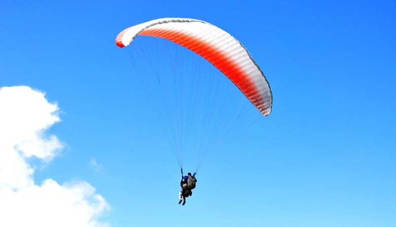 paragliding in India