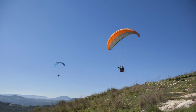 paragliding in India