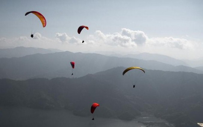 paragliding in India