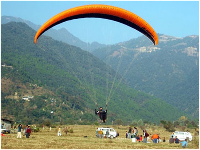 paragliding in India