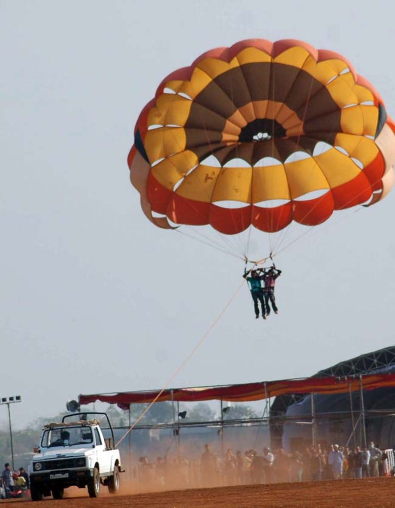 paragliding in India