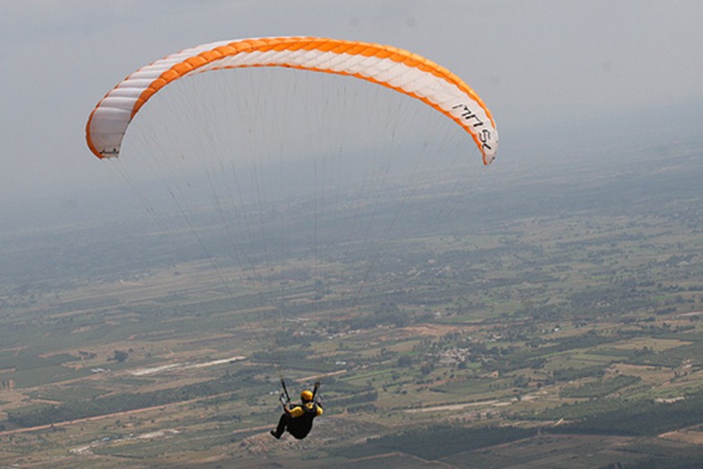 paragliding in India