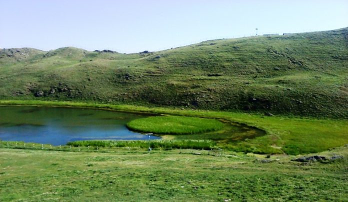 Prashar lake