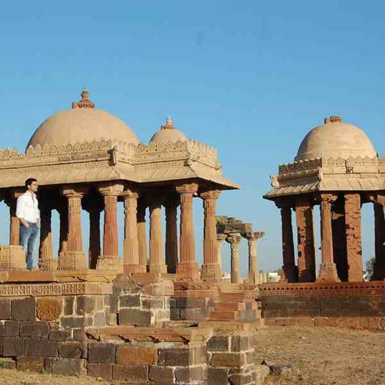 tourist places in kutch bhuj