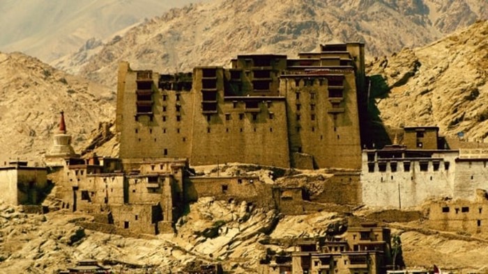 Famous places in Ladakh bike trip